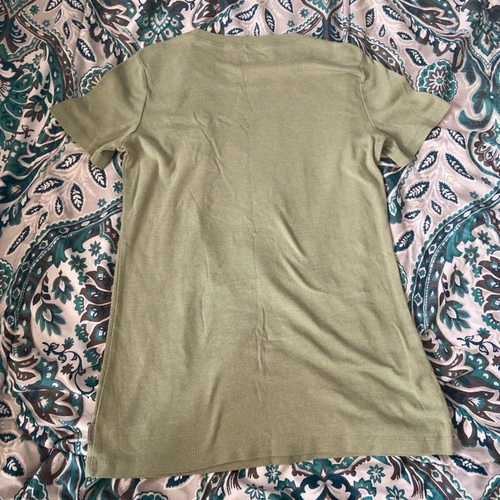 pastel green Eddie Bauer t shirt!